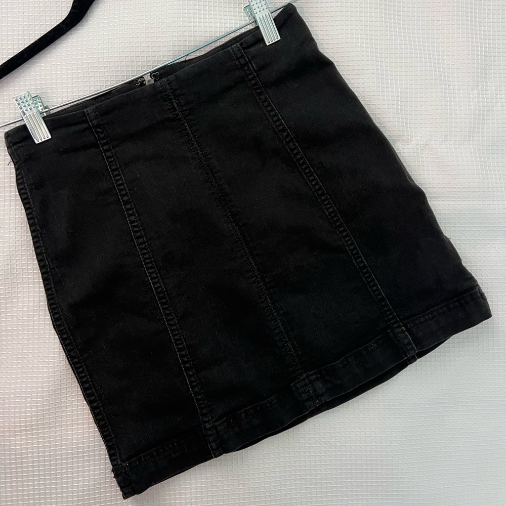 Free People Denim Skirt in Black Size 4
